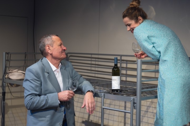 Studio DVA divadlo – Miroslav Krobot, Marika Šoposká: ŠTÍŘI Z ÚNORA
