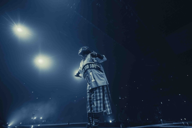 BILLIE EILISH - HIT ME HARD AND SOFT: THE TOUR