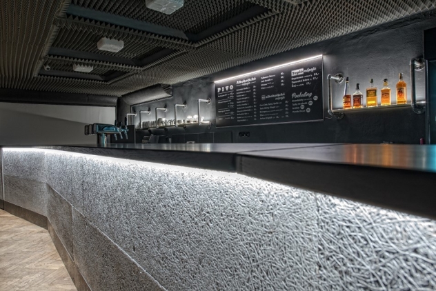 V&yacute;běrov&eacute; ř&iacute;zen&iacute; na pozici: Vedouc&iacute; baru